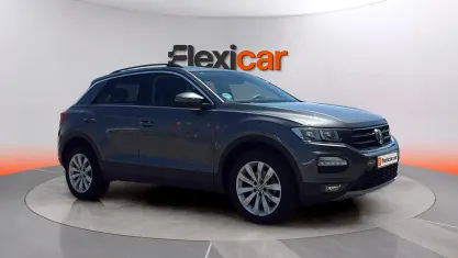 Usado VW T-Roc Advance 116 CV (85 kW) 2020 Negro SUV