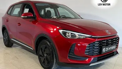 Negro Usado 2024 MG ZS Berlina | 22.330 €