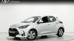 Usado 2024 Toyota Yaris Hybrid Active Berlina | 23.300 € (Precio justo)