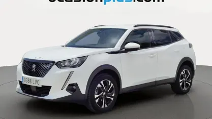 Usado Peugeot 2008 Allure 131 CV (96 kW) 2021 Blanco SUV
