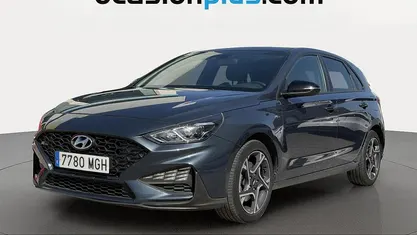 Käytetty Hyundai i30 N Line 120 HP (88 kW) 2023 Sininen Viistoperä