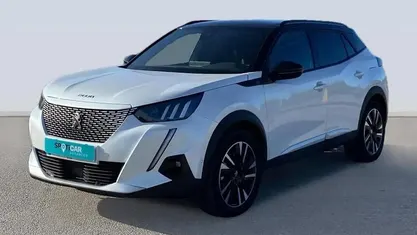 Begagnad Peugeot e-2008 GT 100 kW (136 HK) 2022 Vit SUV
