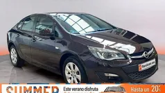 Marrón Usado 2016 Opel Astra Elegance Berlina | 8780 €