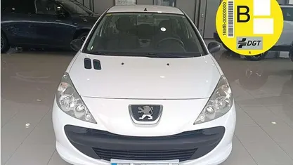 Usado Peugeot 206+ 70 CV (51 kW) 2010 Blanco Utilitario