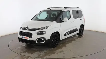Usado Citroën Berlingo Feel 102 CV (75 kW) 2019 Blanco Monovolumen