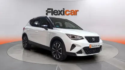 Usado Seat Arona FR 150 CV (110 kW) 2024 Blanco SUV