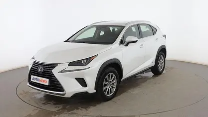 Blanco Usado 2020 Lexus NX300h Business Edition SUV | 27.899 € (Precio justo)