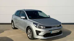 Gris Usado 2023 Kia Rio | 17.300 € (Precio justo)