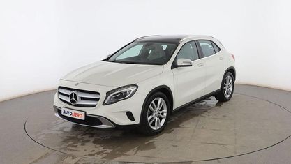 Usado Mercedes GLA200 Urban 135 CV (99 kW) 2014 Blanco SUV