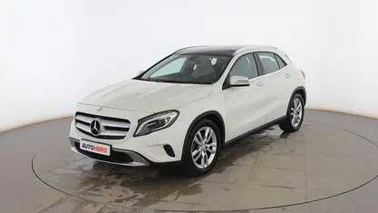 Blanco Usado 2014 Mercedes GLA200 Urban SUV | 16.499 € (Precio justo)