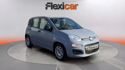 Usado Fiat Panda 71 CV (52 kW) 2022 Gris Berlina