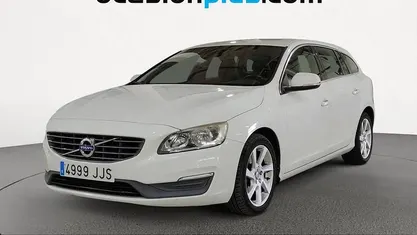 Usado Volvo V60 Momentum 181 CV (133 kW) 2015 Familiar