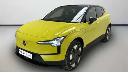 Usado Volvo EX30 Plus 200 kW (272 CV) 2024 Amarillo SUV