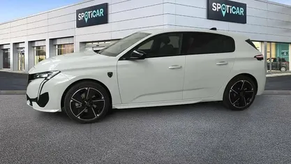 Käytetty Peugeot e-308 114 kW (156 HP) 2023 Valkoinen Viistoperä