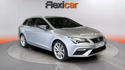Usado Seat Leon ST FR 150 CV (110 kW) 2019 Gris Familiar