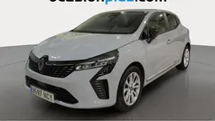 Gris Usado 2025 Renault Clio V Evolution Utilitario | 17.500 € (Precio justo)