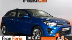 Azul Usado 2021 Kia Rio Berlina | 14.290 € (Precio justo)