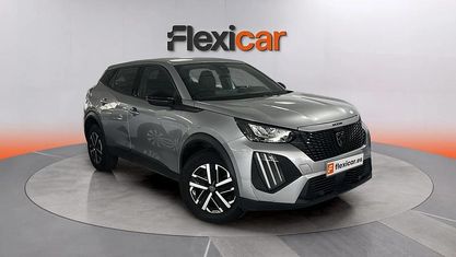 Usado Peugeot 2008 Active 102 CV (75 kW) 2023 Gris SUV
