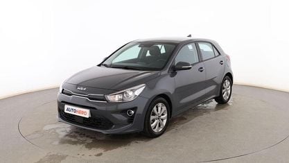 Occasion Kia Rio Spirit 100 PK (73 kW) 2022 Grijs Sedan