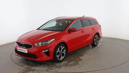 Rojo Usado 2019 Kia Ceed Utilitario | 15.399 € (Precio justo)
