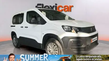 Usado Peugeot Rifter GT 131 CV (96 kW) 2023 Blanco Monovolumen