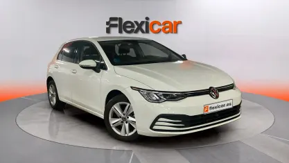 Usado VW Golf VIII 110 CV (80 kW) 2023 Blanco Berlina