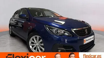 Usado Peugeot 308 Style 131 CV (96 kW) 2020 Berlina
