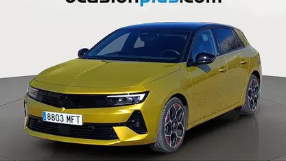Usado Opel Astra GS Line 131 CV (96 kW) 2023 Amarillo Utilitario