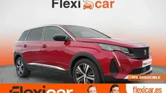 Rojo Usado 2022 Peugeot 5008 Allure Monovolumen | 22.990 € (Precio justo)