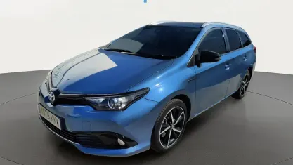 Usado Toyota Auris Hybrid 136 CV (100 kW) 2018 Azul Familiar