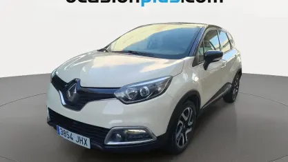 Usado Renault Captur Zen 110 CV (80 kW) 2015 Beige SUV
