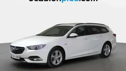 Usado Opel Insignia Selective 136 CV (100 kW) 2018 Blanco Monovolumen
