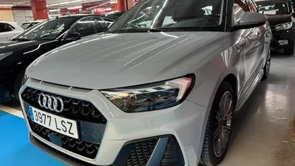 Gris Usado 2021 Audi A1 Sportback S-Line Utilitario | 21.990 € (Precio justo)