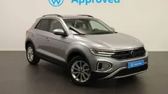 Usado 2024 VW T-Roc Life SUV | 27.950 € (Precio justo)