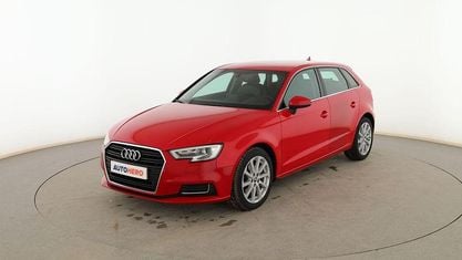 Begagnad Audi A3 Sportback Design 115 HK (84 kW) 2017 Röd Halvkombi