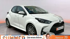 Usado 2024 Toyota Yaris Hybrid Active Utilitario | 18.290 € (Buen precio)