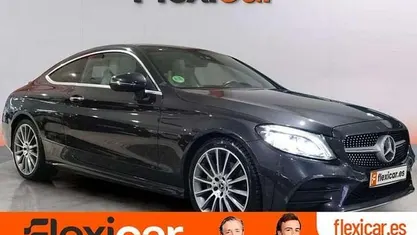 Usado Mercedes C220 194 CV (142 kW) 2022 Gris Coupe