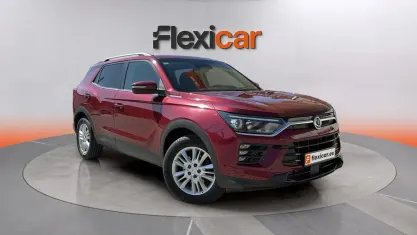 Usado SsangYong Korando Limited 136 CV (100 kW) 2020 Granate SUV