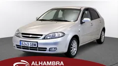 Gris / plata Usado 2008 Chevrolet Lacetti CDX Berlina | 5050 € (Un poco caro)