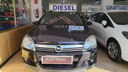 Usado Opel Astra Enjoy 119 CV (87 kW) 2005 Negro