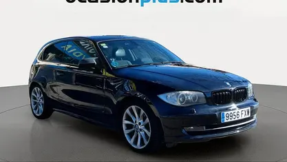 Usado BMW 120 170 CV (125 kW) 2007 Negro Utilitario