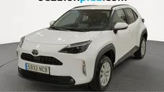Blanco Nuevo 2024 Toyota Yaris Hybrid Active Utilitario | 23.546 € (Precio justo)