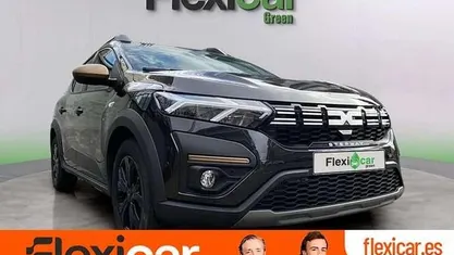 Usado Dacia Sandero Expression 122 CV (89 kW) 2025 Utilitario