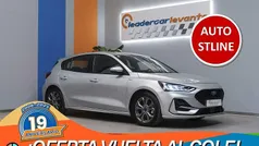 Gris Usado 2023 Ford Focus ST-Line Berlina | 19.300 € (Precio justo)
