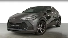 Gris / plata Usado 2024 Toyota C-HR Advance SUV | 30.390 € (Precio justo)