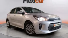 Gris Usado 2018 Kia Rio Berlina | 9990 € (Super precio)