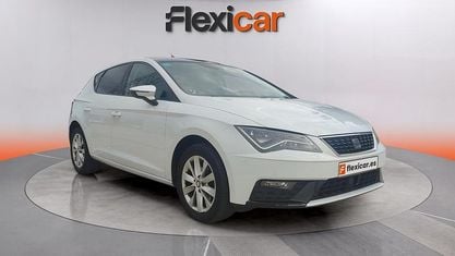 Usado Seat Leon Reference 90 CV (66 kW) 2017 Blanco Berlina