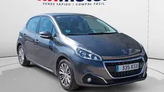 Usado 2019 Peugeot 208 Signature Sky Utilitario | 6990 € (Precio justo)