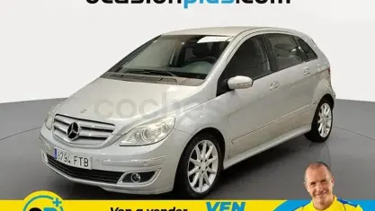 Usado Mercedes B200 140 CV (102 kW) 2007 Gris / plata Monovolumen