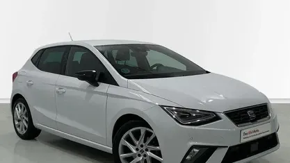 Usado Seat Ibiza FR 150 HP (110 kW) 2024 Branco Citadino